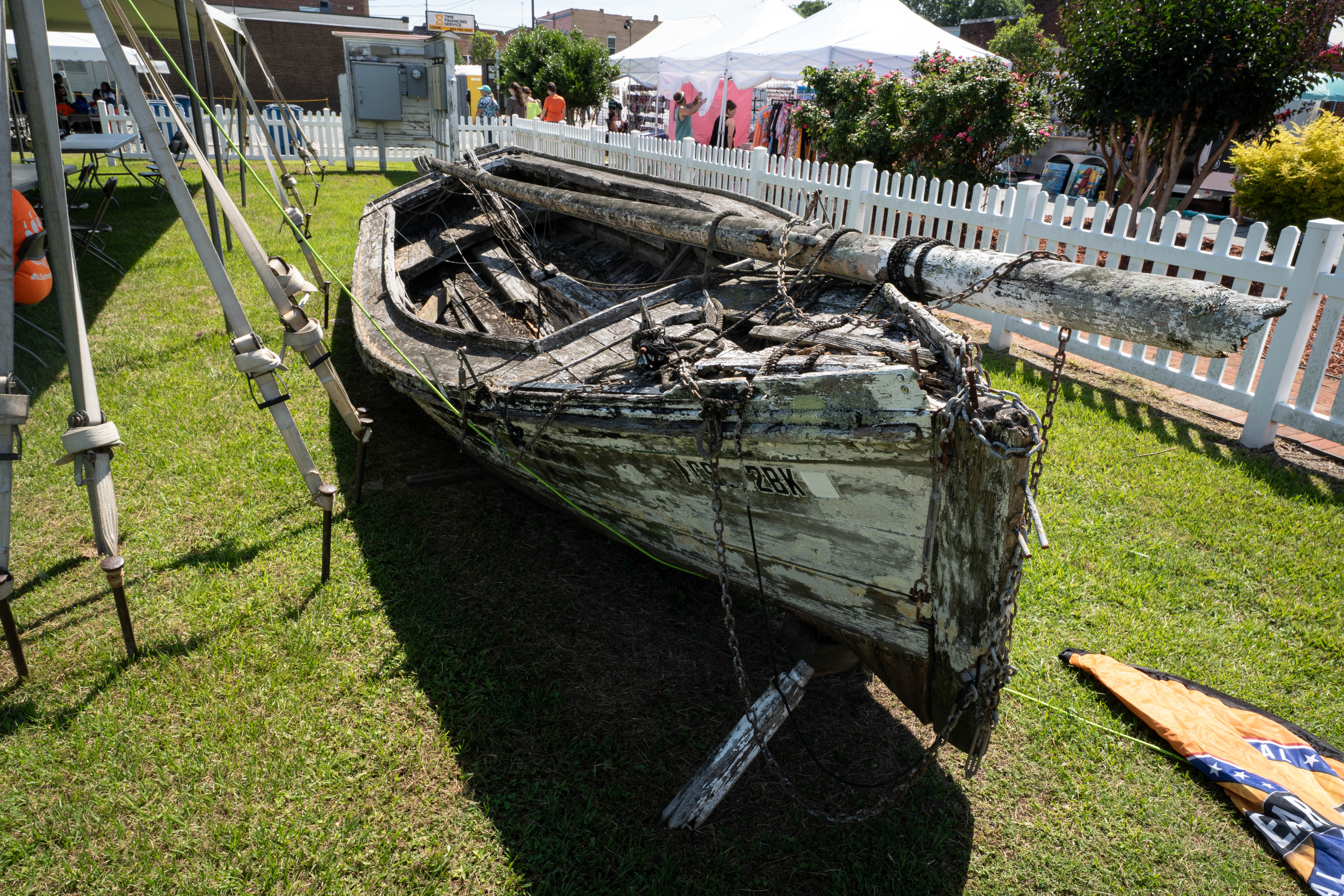 Image of an old boat at the Black Bear Festival.