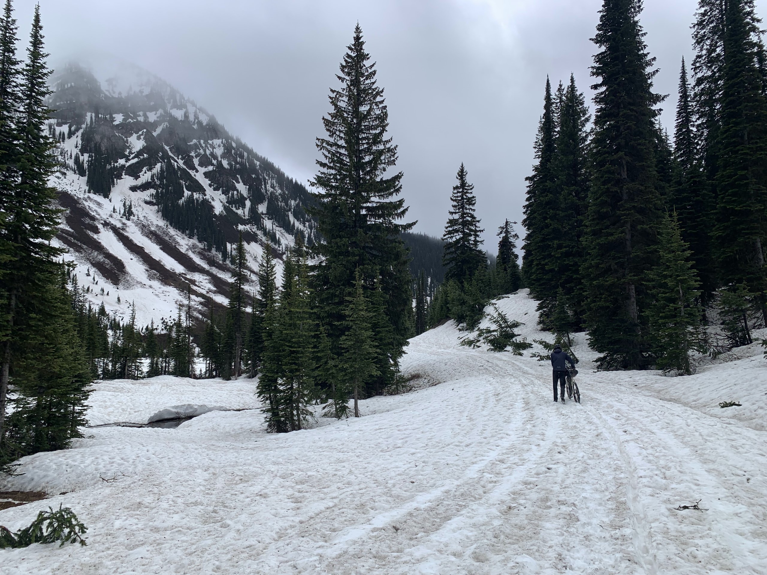 A major challenge in the Tour Divide this year was snow.
