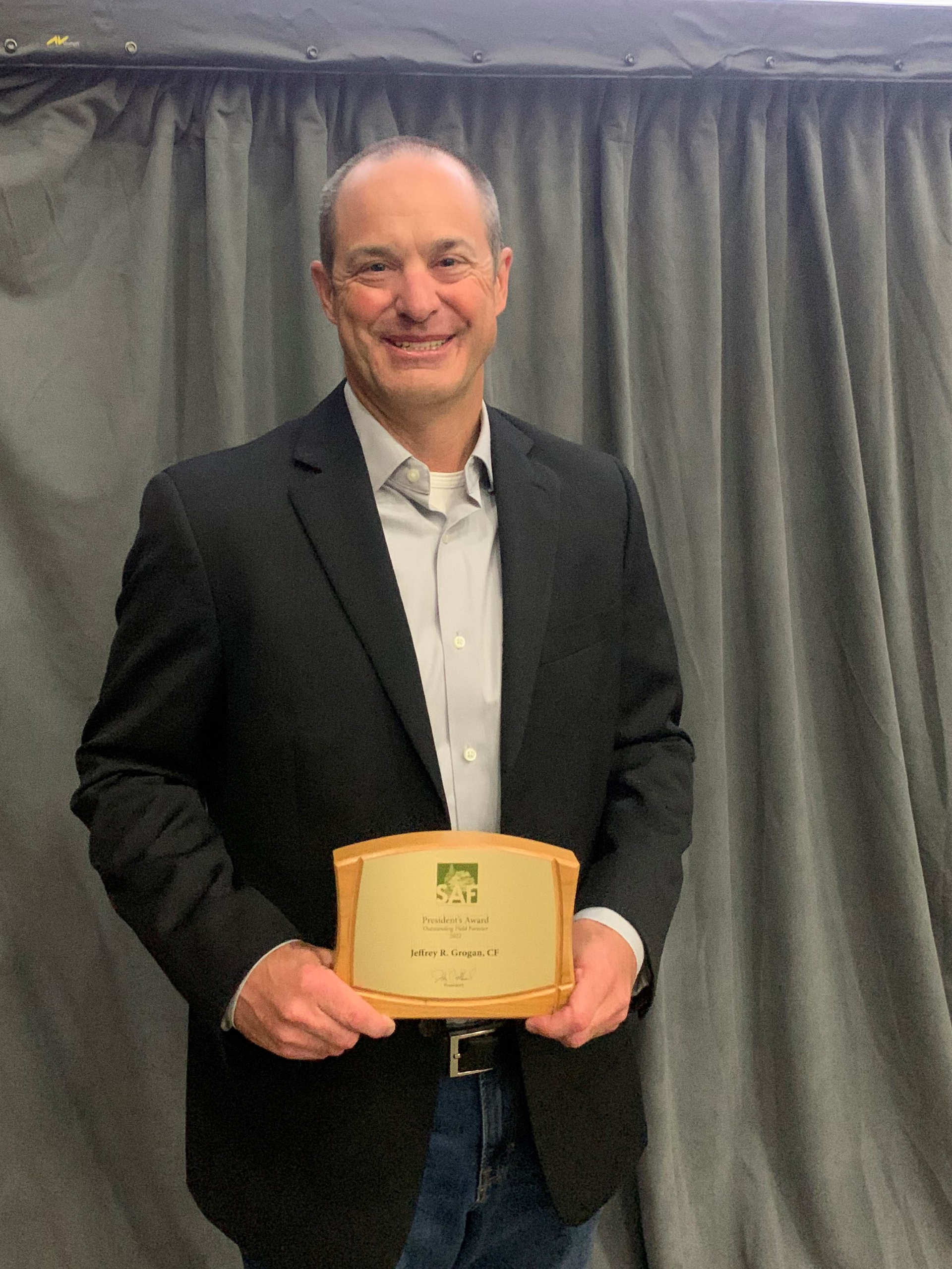 Jeff with his SAF award.