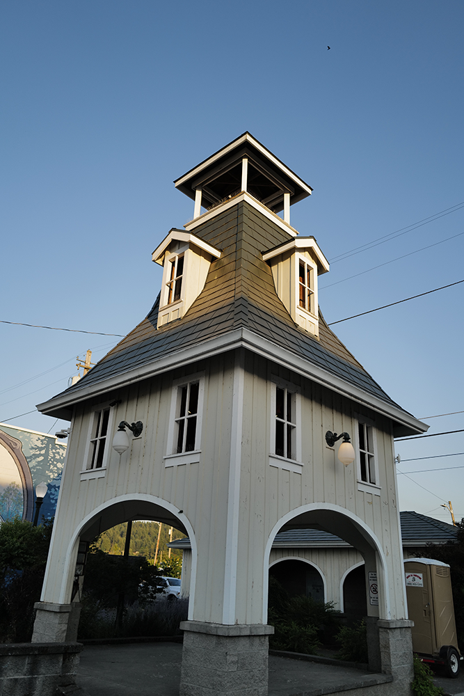 Image of a building in Cottage Grove.